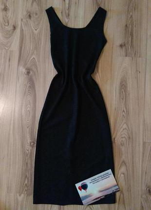 Елегантне чорне плаття