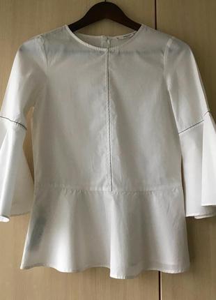Белая хлопковая блуза с контрастной строчкой mango / xs