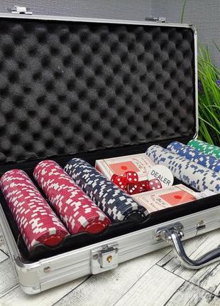Покерний набір на 300 фішок in case pgs