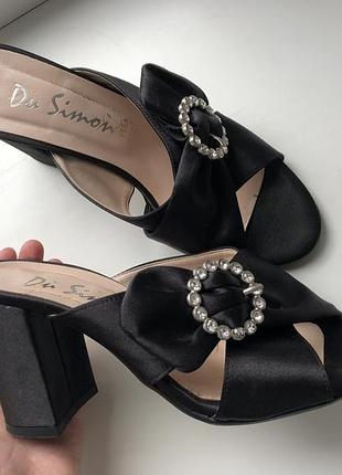 Мюли шлепки в стиле miu miu