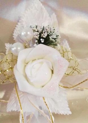 Весільні бутоньєрки