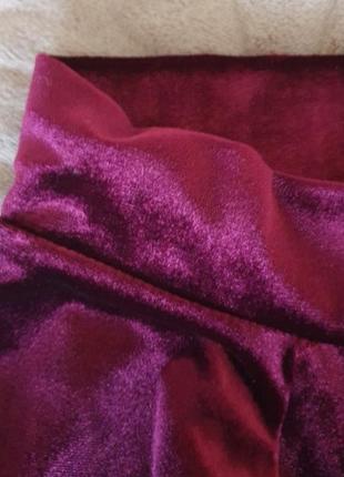 Оксамитове бордове плаття з відкритими плечима2 фото