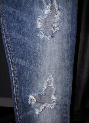Рваные джинсы zara.5 фото