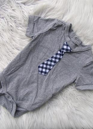 Боди футболка с коротким рукавом галстуком джентельмен gap