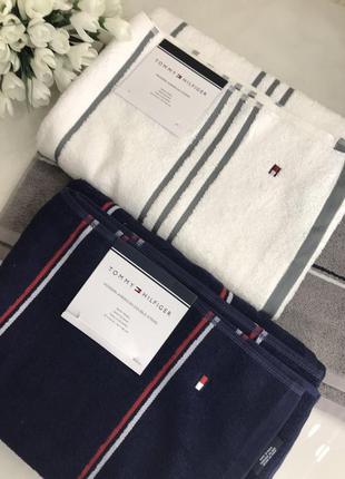 Рушник махровий tommy hilfiger велике 132 см * 69 див. 100% бавовна. оригінал різні кольори2 фото