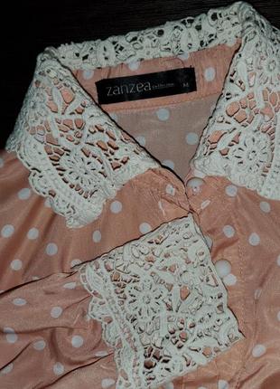 Блуза в горошок з ажурним коміром під вінтаж zan zea7 фото