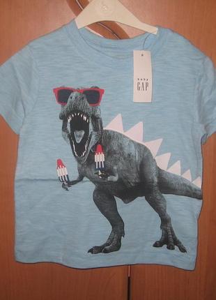 Фирменная футболочка с динозавром  gap.