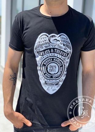 Базова чоловіча футболка / чорна