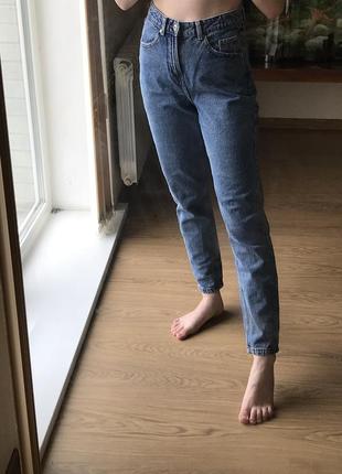 Синие джинсы момы