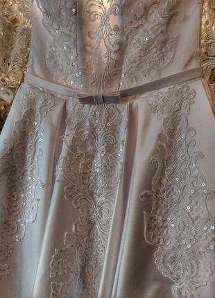 Пишне весільне атласну сукню з атласною спідницею7 фото