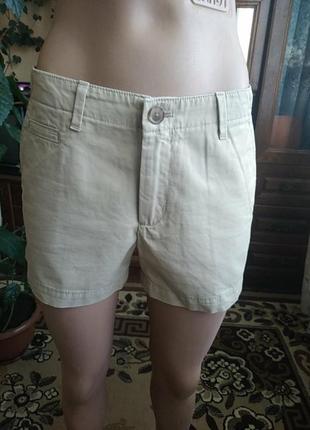 Короткие шорты gap,идеальное состояние,оригинал.1 фото