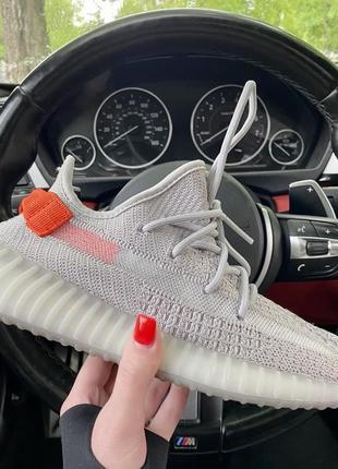 Шикарные женские кроссовки унисекс adidas yeezy boost 350 серые с оранжевым 37-45 р6 фото