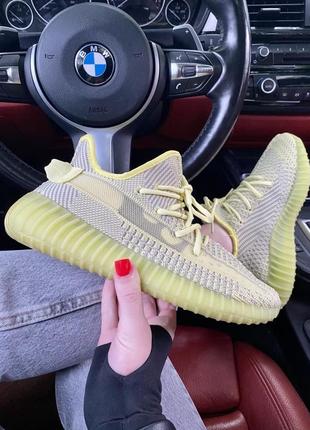 Классные женские кроссовки унисекс adidas yeezy boost 350 серые с салатовым 36-45 р