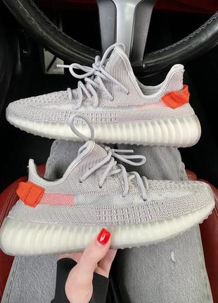 Классные мужские кроссовки унисекс adidas yeezy boost 350 серые с оранжевым 37-45 р