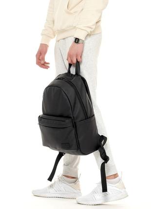 Стильний місткий, супер зручний чоловічий чорний рюкзак8 фото