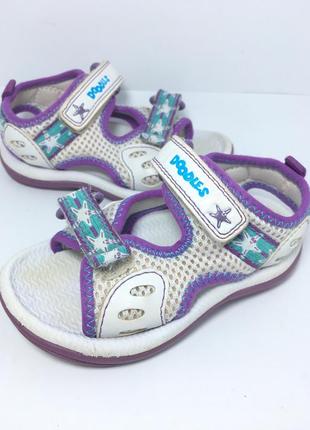 Оригінальні босоніжки clark's doodles, p4,5(21)