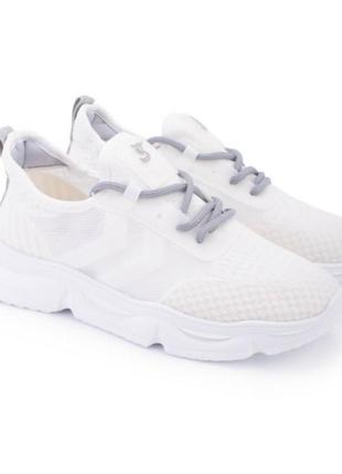 Стильні білі кросівки з текстилю сітка літні дихаючі3 фото
