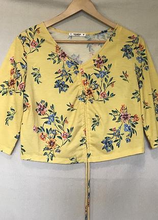 Блуза pull and bear цветочный принт 2