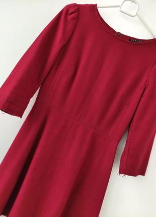 Темно-червоне вовняне плаття sisley з рукавом 3/4 і спідничкою а-силуету. яскраве міні для прохолодного8 фото