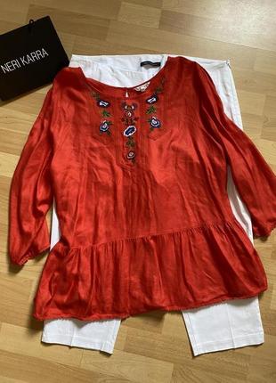 Червона нарядна блузка батал з вишивкою marks & spenser