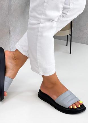 Шльопанці tommy