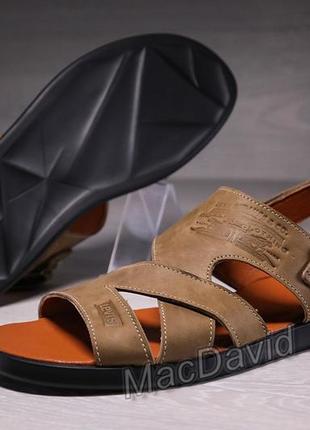 Мужские кожаные сандалии-шлепанцы levis olive9 фото