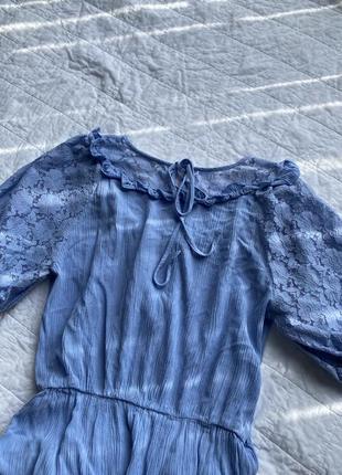 Блакитна сукня міді з мереживом  h&m5 фото