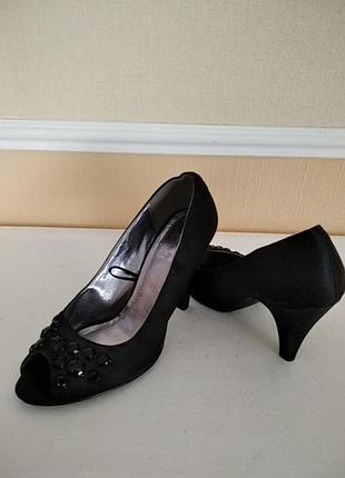 Вечерние туфли
