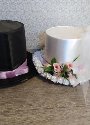 Свадебные украшения шляпы и зонт на машину жениха и невесты1 фото