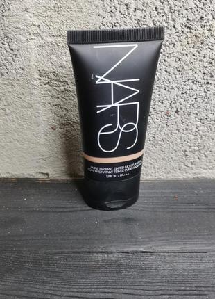 Увлажняющий тональний крем nars pure radial tinder moisturser