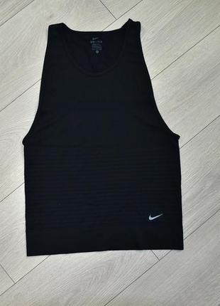 Жіноча спортивна майка nike оригінал оригінальна футболка nike для спорту розмір s