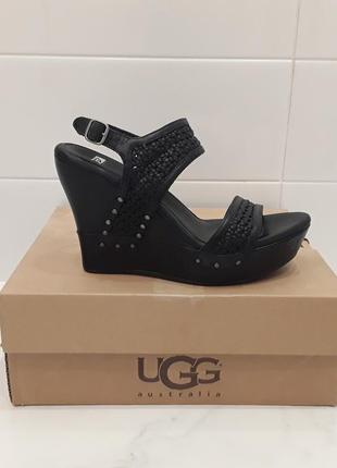 Босоножки кожаные ugg р.39