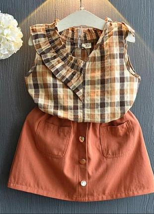 Літній костюм на дівчинку