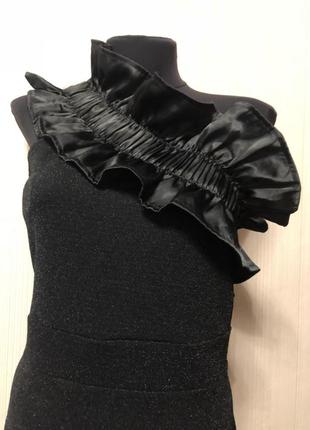 Чорне міді сукню з воланом гліттер на одне плече вечірнє2 фото