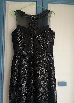 Шикарное вечернее платье