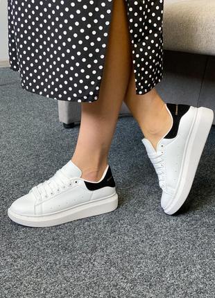 Жіночі кросівки alexander mcqueen white/black знижка 36, 40 розмір sale9 фото