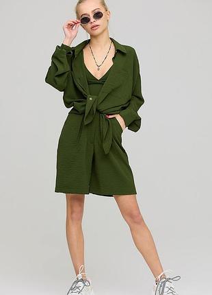 Костюм топ плюс шорти з легкої тканини з ефектом жатки