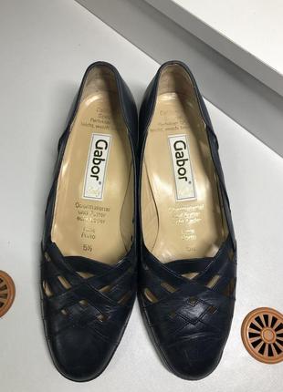 Gabor. сині туфлі. німецький бренд.