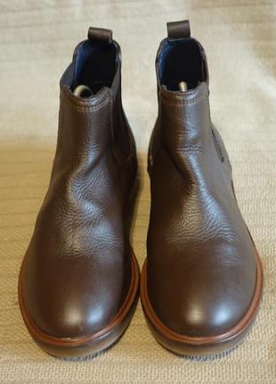 Витончені коричневі шкіряні чоботи - челсі zara іспанія 35 р.3 фото