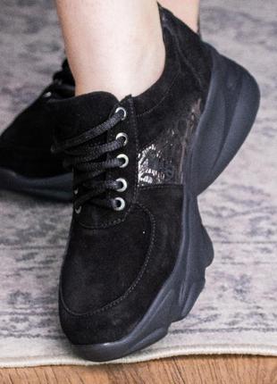 Женские кроссовки черные hardy 2978