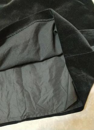 Черное бархатное вельветовое платье с кружевом9 фото