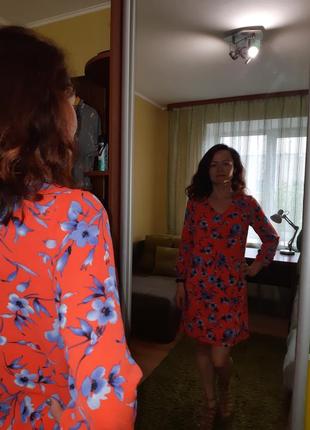 Шикарне фірмове плаття