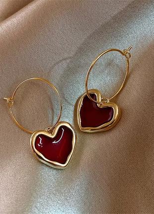 Серьги сердце красное