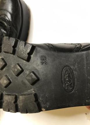 Оксфорди лофери броги  тракторная подошва на шнуровке кожание трендовие3 фото