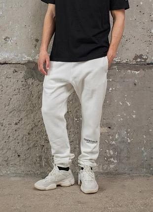 Джоггеры fear of god essentials pants white