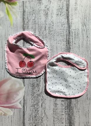 Крутой набор из 2-х слюнявчик primark