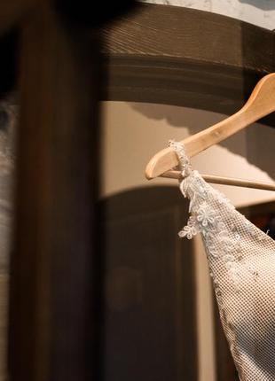 Свадебное платье бохо с открытой спиной со шлейфом6 фото