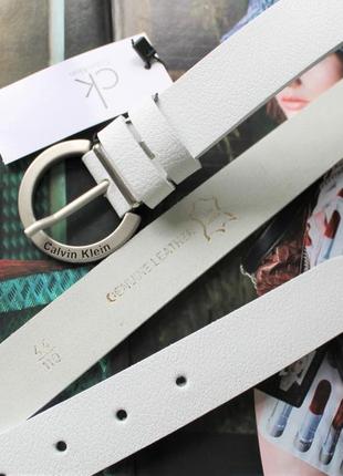 Женский кожаный ремень  белый