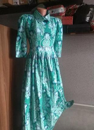 Вінтажна сукня