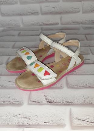 Босоножки кожаные clarks 5
